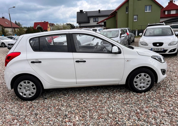 Hyundai i20 cena 24900 przebieg: 186000, rok produkcji 2014 z Ryn małe 497